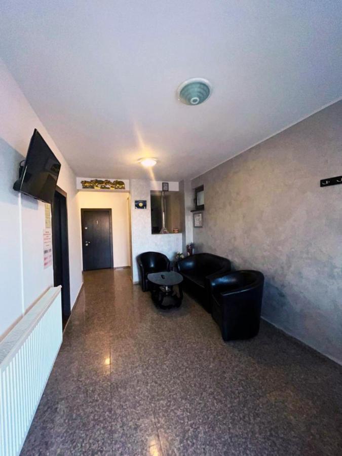 Florencia Studios Constanta Bagian luar foto