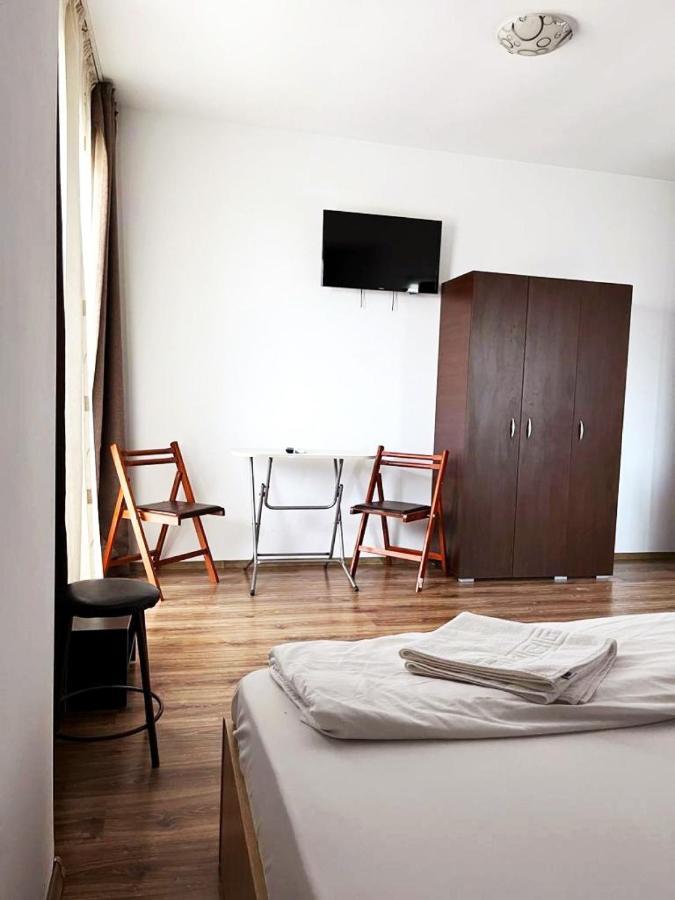 Florencia Studios Constanta Bagian luar foto